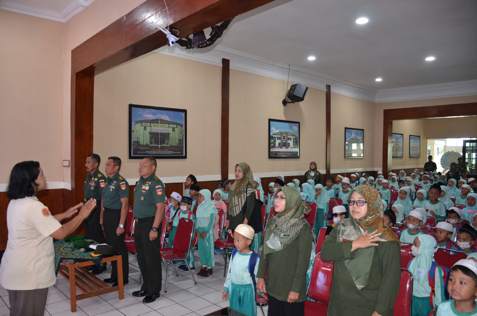 Tentara Sahabat Anak, Ratusan Anak TK Serbu Korem Korem 073/Makutarama